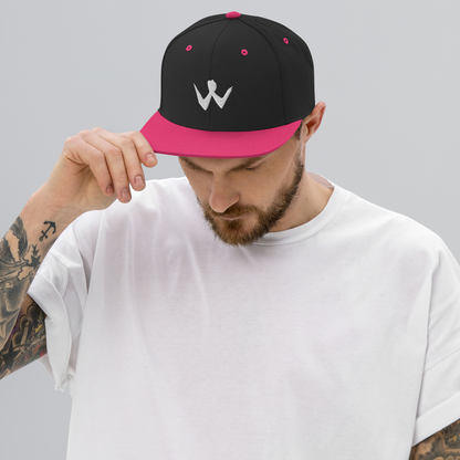 Snapback "W" White Logo Unisex